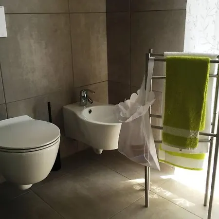 Appartamento Verde A 300 Mt Dal Centro Storico Di Aosta! Aosta