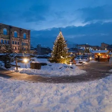 Lejlighed Appartamento Verde A 300 Mt Dal Centro Storico Di Aosta! *
