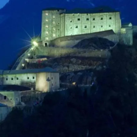 Lejlighed Appartamento Verde A 300 Mt Dal Centro Storico Di Aosta! *