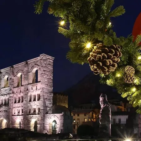 Lejlighed Appartamento Verde A 300 Mt Dal Centro Storico Di Aosta! *